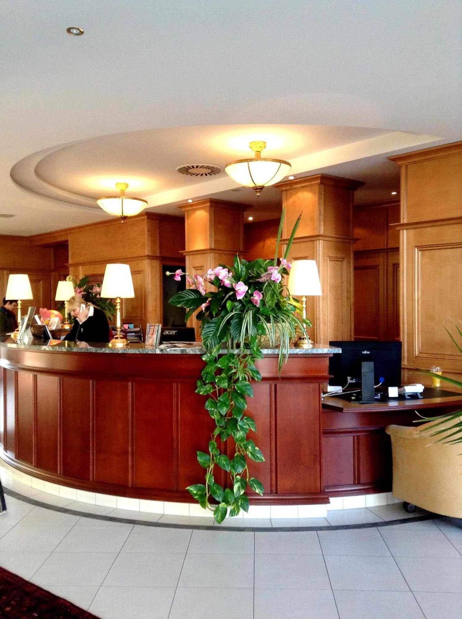 Parkhotel Bad Schallerbach Ngoại thất bức ảnh