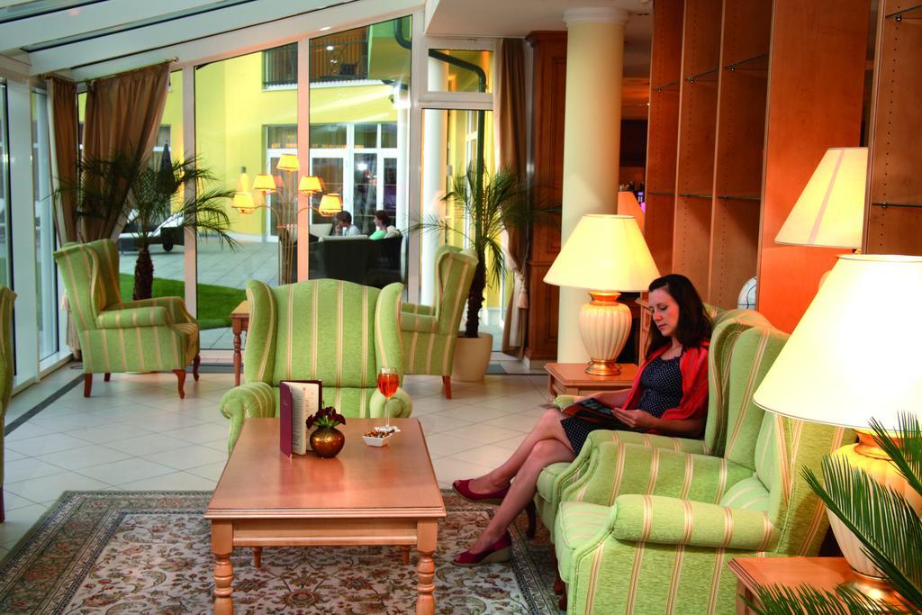 Parkhotel Bad Schallerbach Ngoại thất bức ảnh