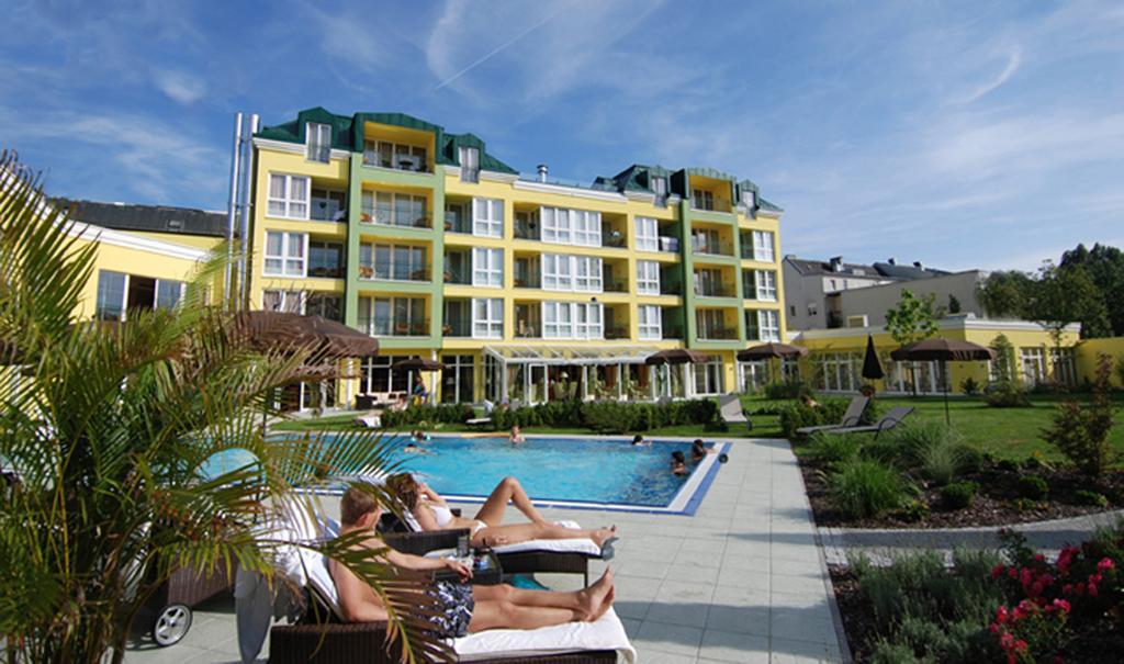 Parkhotel Bad Schallerbach Ngoại thất bức ảnh